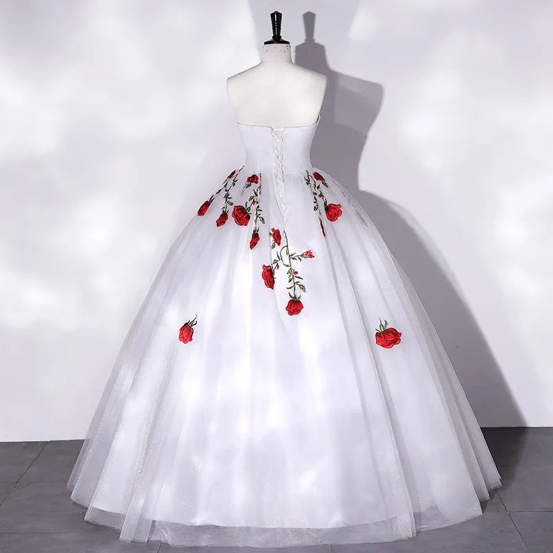 Sweet Quinceanera Dresses Elegant Strapless Party Dress Luxury Lace Flower Ball Gown Classic Prom Dress Plus Size Vestidos